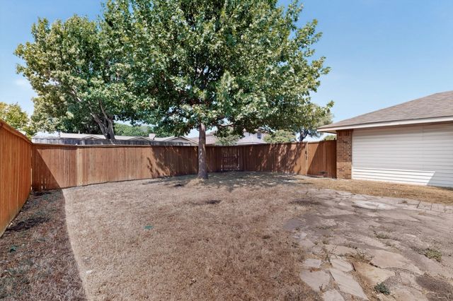 2009 Glencrest Lane, Garland, TX 75040