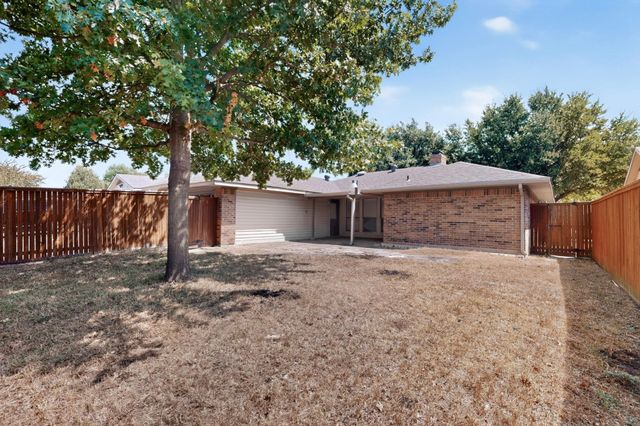 2009 Glencrest Lane, Garland, TX 75040