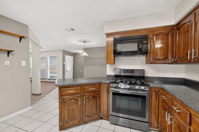 2009 Glencrest Lane, Garland, TX 75040