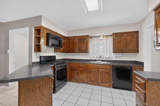 2009 Glencrest Lane, Garland, TX 75040