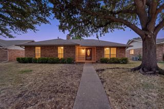 2009 Glencrest Lane, Garland, TX 75040