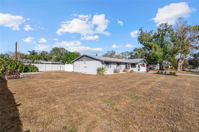 3717 PRADO DRIVE, Sarasota, FL 34235