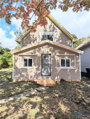 1817 Ridgewood Avenue, Toledo, OH 43608