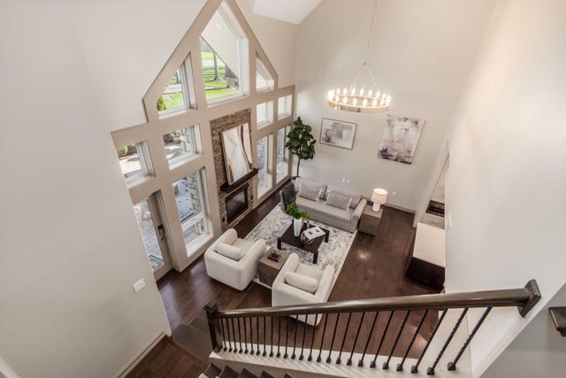 686 Fairway Boulevard, Columbus, OH 43213