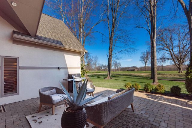 686 Fairway Boulevard, Columbus, OH 43213