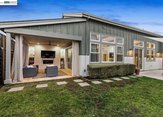 580 Boyd Rd, Pleasant Hill, CA 94523