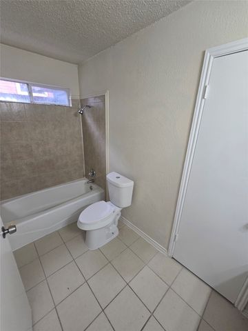 919 Gaynor Avenue, Duncanville, TX 75137