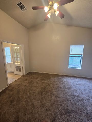 919 Gaynor Avenue, Duncanville, TX 75137