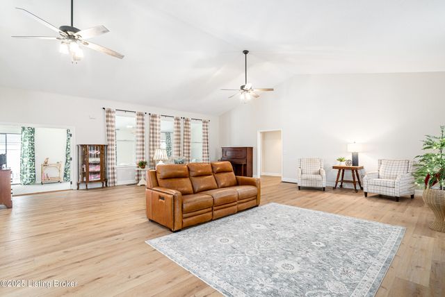 6598 Cedar Grove Rd, Shepherdsville, KY 40165