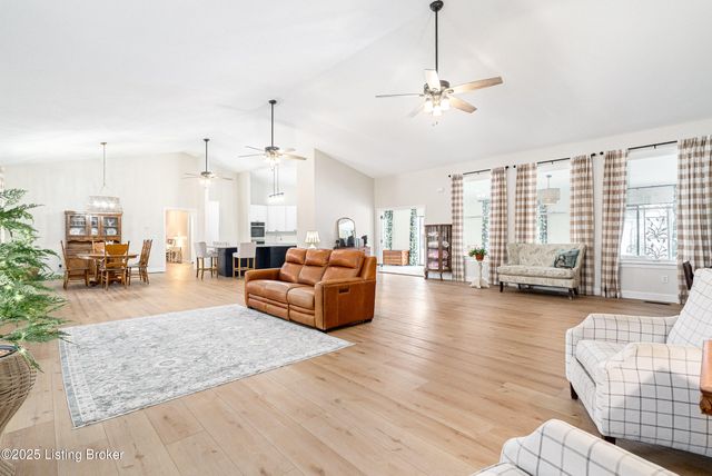 6598 Cedar Grove Rd, Shepherdsville, KY 40165