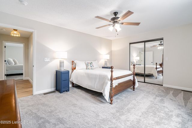 6598 Cedar Grove Rd, Shepherdsville, KY 40165