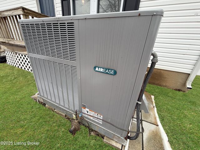 6598 Cedar Grove Rd, Shepherdsville, KY 40165