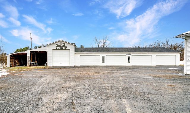6598 Cedar Grove Rd, Shepherdsville, KY 40165
