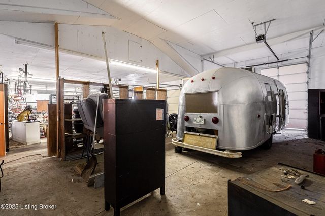 6598 Cedar Grove Rd, Shepherdsville, KY 40165