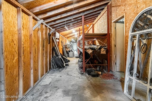 6598 Cedar Grove Rd, Shepherdsville, KY 40165