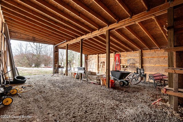 6598 Cedar Grove Rd, Shepherdsville, KY 40165