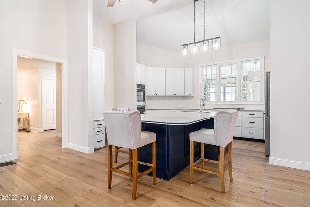 6598 Cedar Grove Rd, Shepherdsville, KY 40165