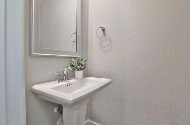 2206 Bridgeport Path Drive, Missouri City, TX 77459
