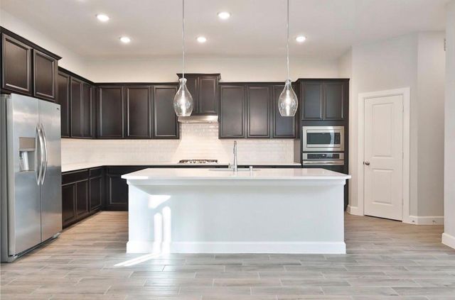 2206 Bridgeport Path Drive, Missouri City, TX 77459