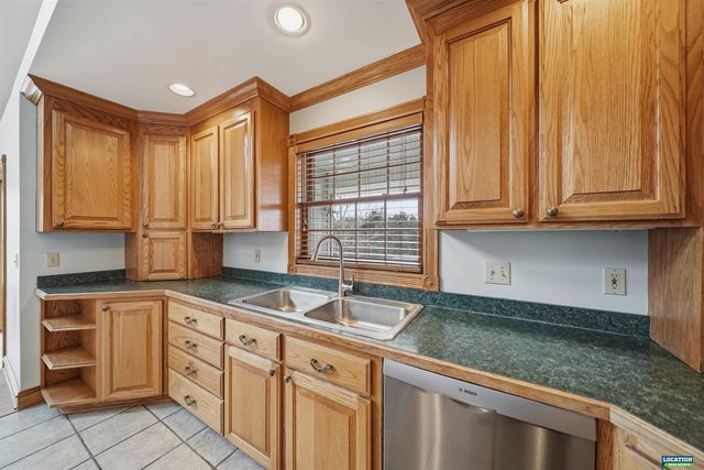 6500 Rocky Ridge Road, Lincoln, NE 68526