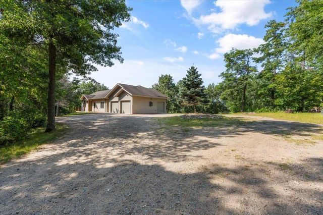 11423 Fawn Lake Road, Breezy Point, MN 56472