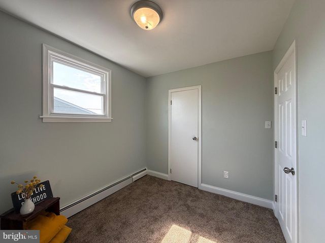 431 CEDAR ST, Lansdale, PA 19446