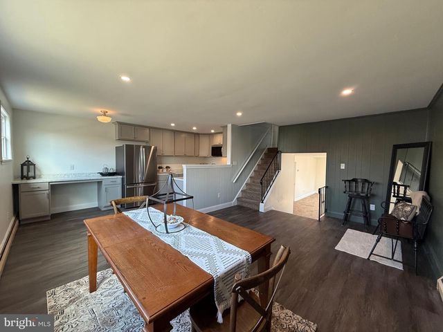 431 CEDAR ST, Lansdale, PA 19446