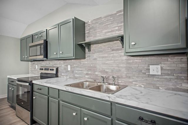 68 Piranha, Palacios, TX 77465