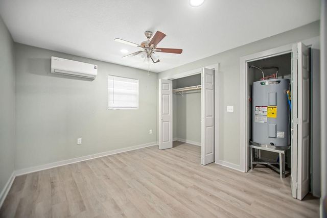 68 Piranha, Palacios, TX 77465