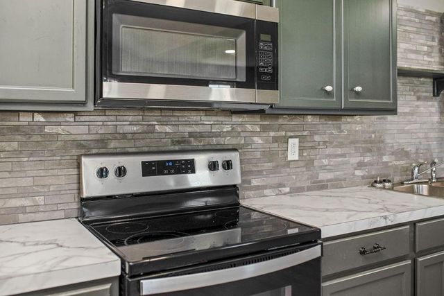 68 Piranha, Palacios, TX 77465