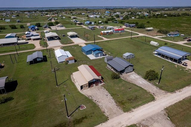 68 Piranha, Palacios, TX 77465