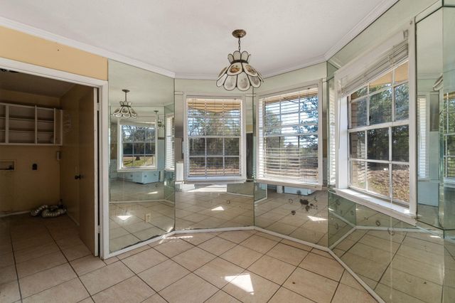 180 Ralston Rd., Hattiesburg, MS 39401