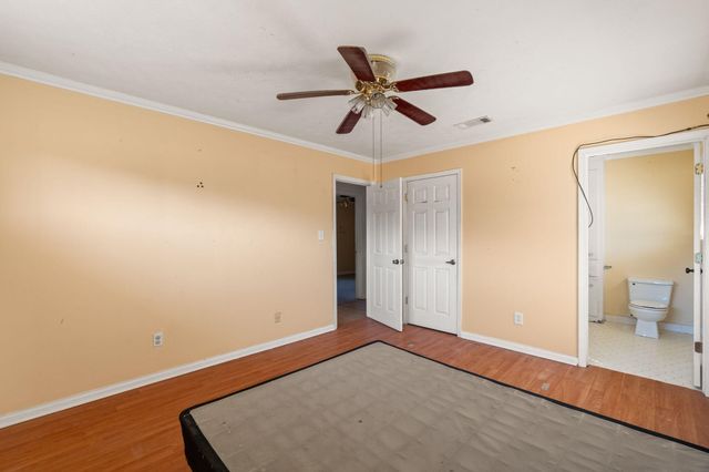 180 Ralston Rd., Hattiesburg, MS 39401