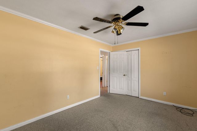 180 Ralston Rd., Hattiesburg, MS 39401