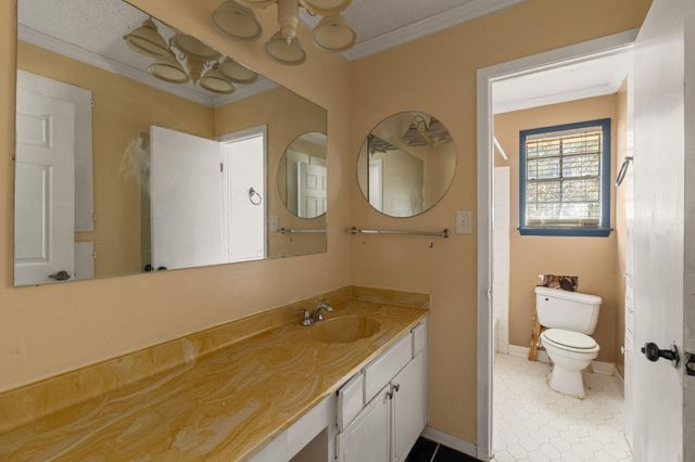 180 Ralston Rd., Hattiesburg, MS 39401