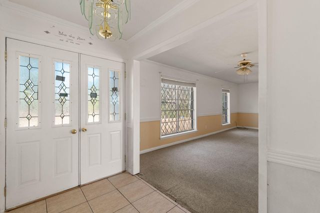 180 Ralston Rd., Hattiesburg, MS 39401