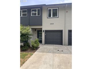 2828 22nd Ave 3, Forest Grove, OR 97116