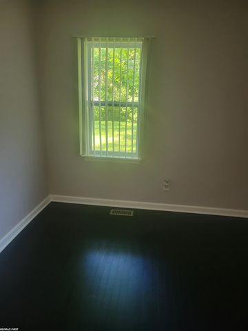21441 Atlantic Av Avenue, Warren, MI 48091