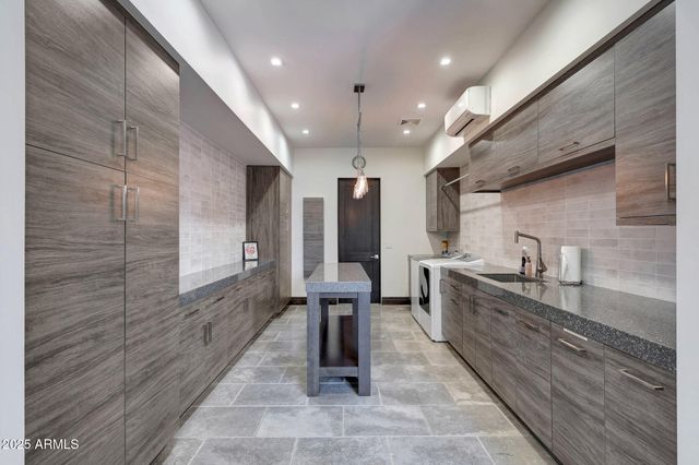 24258 N 91ST Street, Scottsdale, AZ 85255