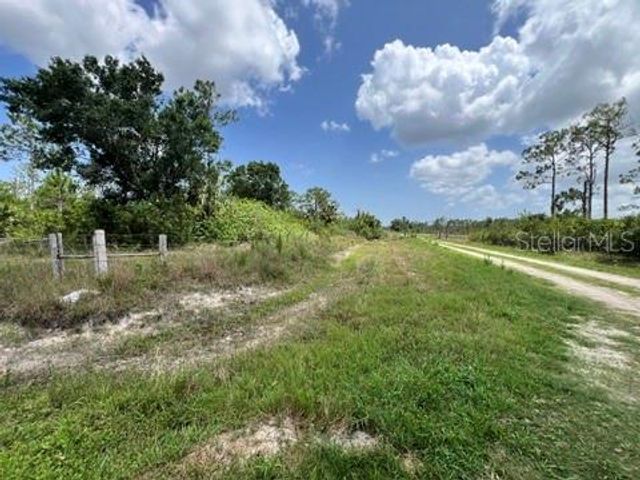 21031 GRANVILLE ROAD, North Fort Myers, FL 33917