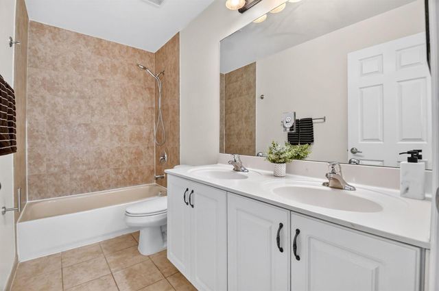 7662 Spatterdock Drive, Boynton Beach, FL 33437