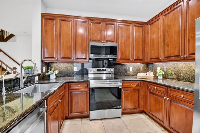 7662 Spatterdock Drive, Boynton Beach, FL 33437