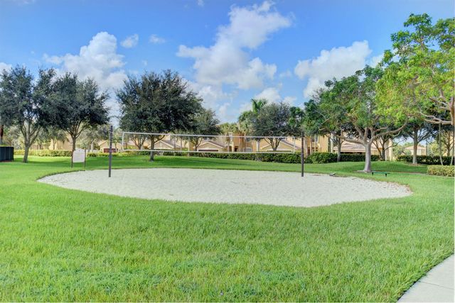 7662 Spatterdock Drive, Boynton Beach, FL 33437