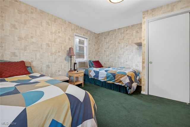 3537 Shannon Road, Cleveland Heights, OH 44118