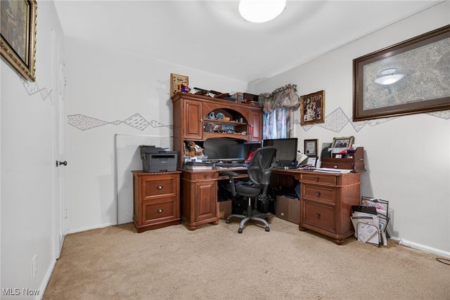 3537 Shannon Road, Cleveland Heights, OH 44118