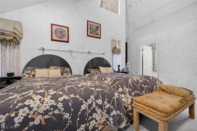 3537 Shannon Road, Cleveland Heights, OH 44118