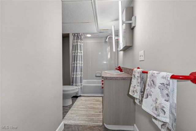 3537 Shannon Road, Cleveland Heights, OH 44118