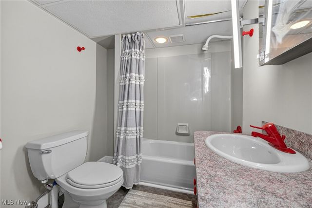 3537 Shannon Road, Cleveland Heights, OH 44118