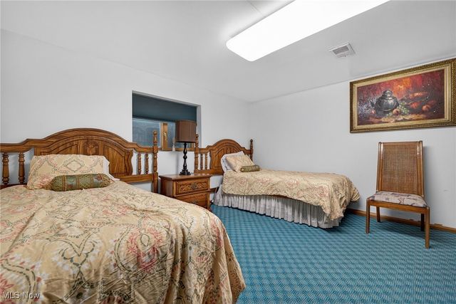 3537 Shannon Road, Cleveland Heights, OH 44118