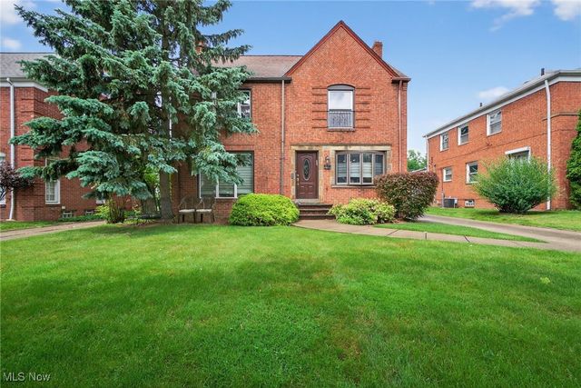 3537 Shannon Road, Cleveland Heights, OH 44118